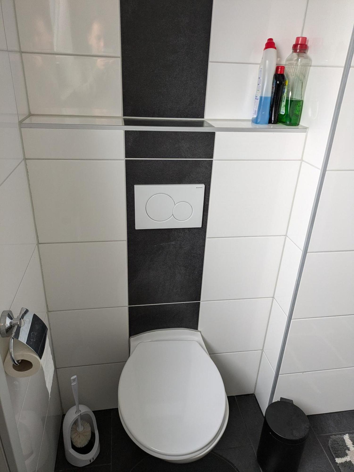 Schoene Einfache Ferienwohnung Zwischen Stadt Und Meer ヴィルヘルムスハーフェン エクステリア 写真
