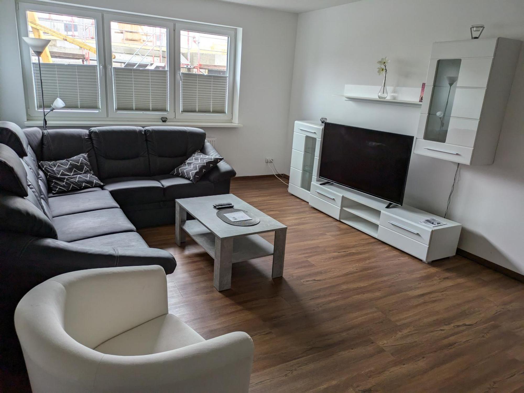 Schoene Einfache Ferienwohnung Zwischen Stadt Und Meer ヴィルヘルムスハーフェン エクステリア 写真
